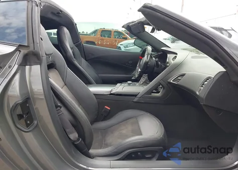 2015 Chevrolet Corvette Stingray Z51 из США, поврежденный, VIN 1G1YM2D78F5111314